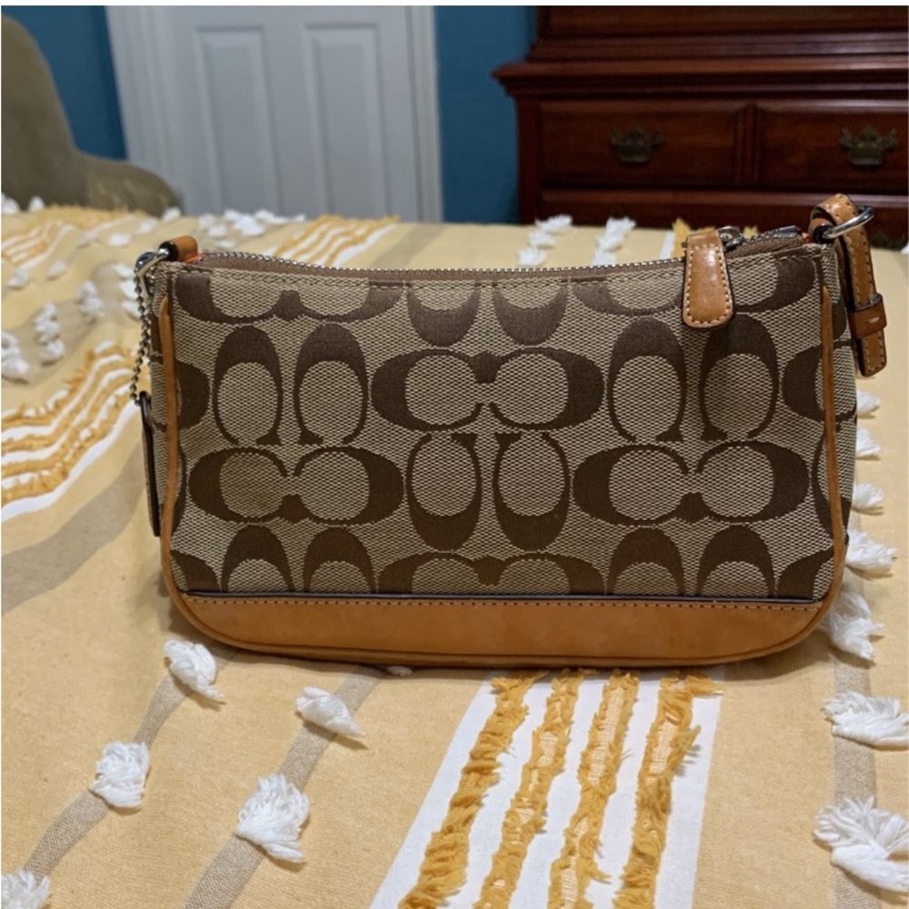 Coach Leatherware purse
